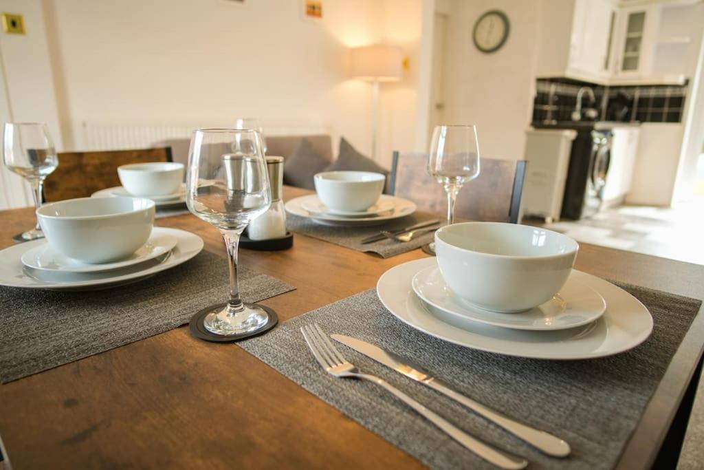 3 Bed, Parking Inc 15 Percent Off For Monthly Stays Westoe Eksteriør bilde