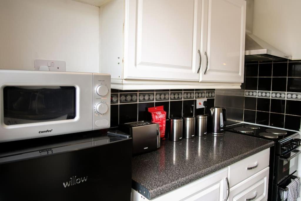 3 Bed, Parking Inc 15 Percent Off For Monthly Stays Westoe Eksteriør bilde