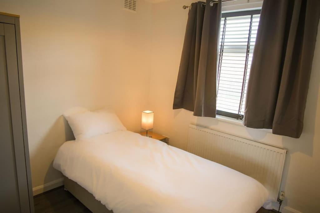 3 Bed, Parking Inc 15 Percent Off For Monthly Stays Westoe Eksteriør bilde